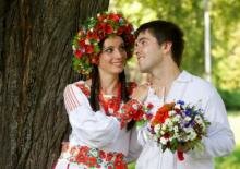 Оформлення весілля в українському народному стилі